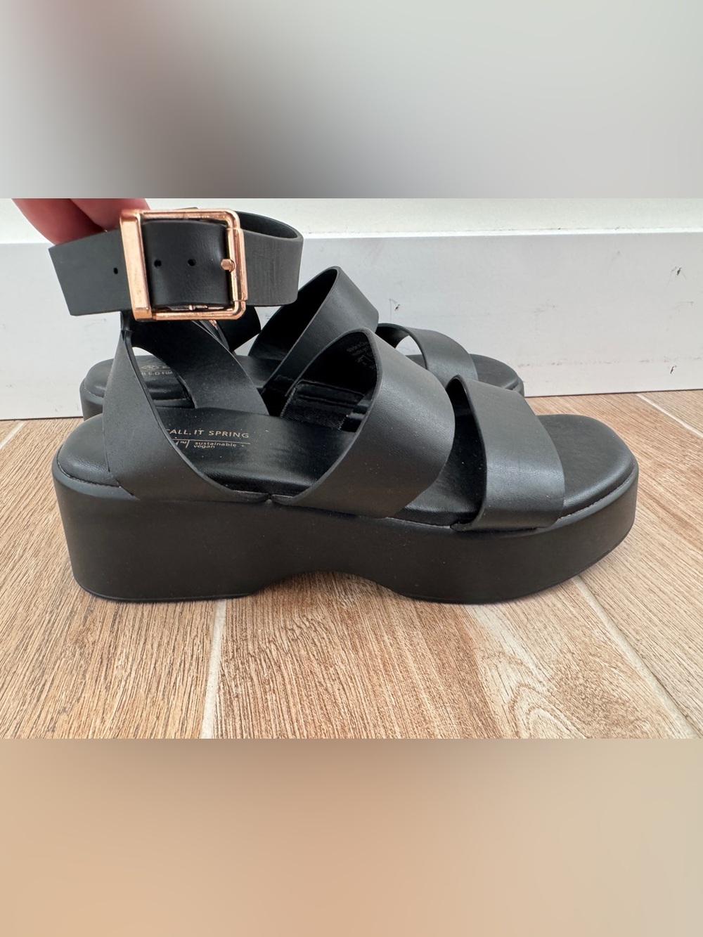 Call It Spring Sandals- size 8 - Picture 2 of 4